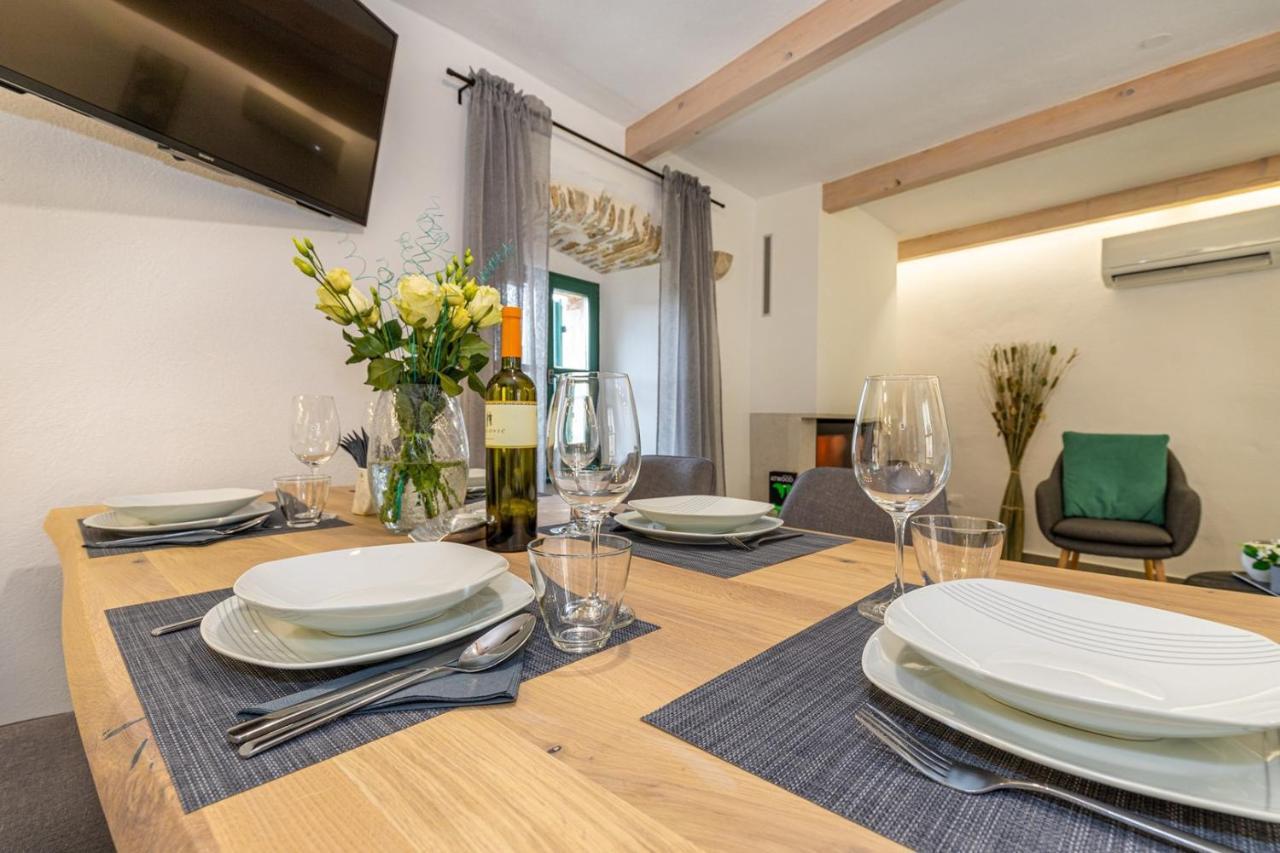 Casa Amelia in Pićan Esterno foto